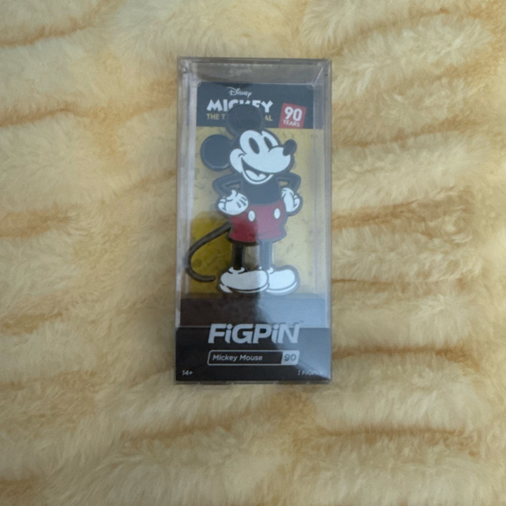 Disney Mickey Mouse Figpin #90 Enamel Pin NIB Collectible New in Box